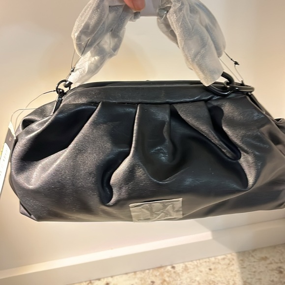 Badgley Mischa Vegan Leather frame clutch. Black - Picture 6 of 11